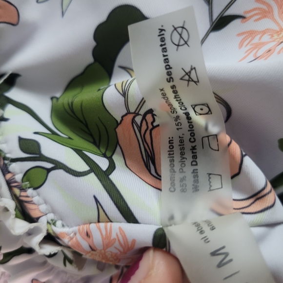 Zaful White Ruffle Swim Top - Picture 6 of 8